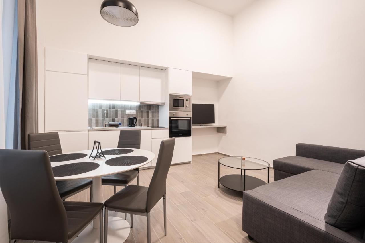K10 - Kazinczy Street Heritage Suite - Best Location By Bqa Budapeste Exterior foto